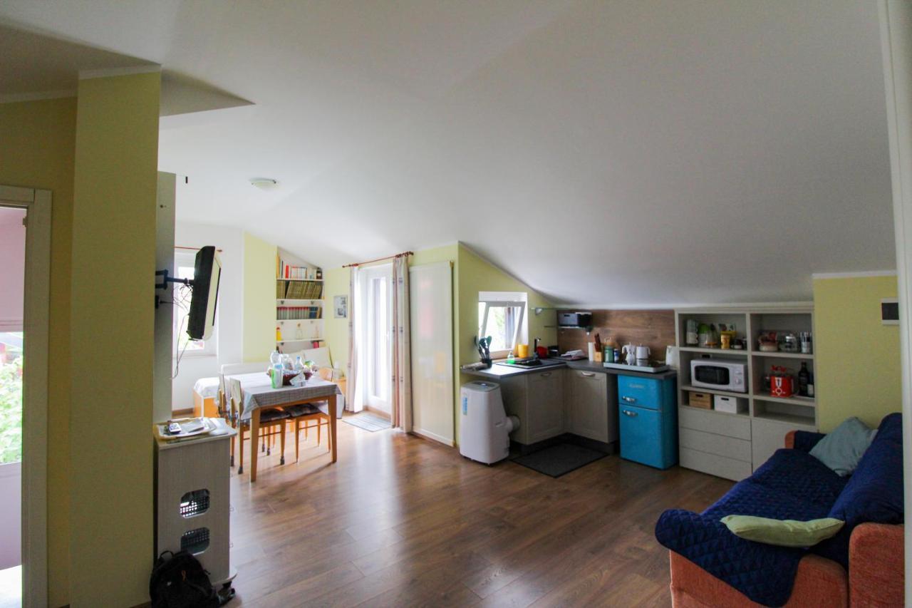 Il Faro Di Manuela Bed and Breakfast Fino Mornasco Εξωτερικό φωτογραφία